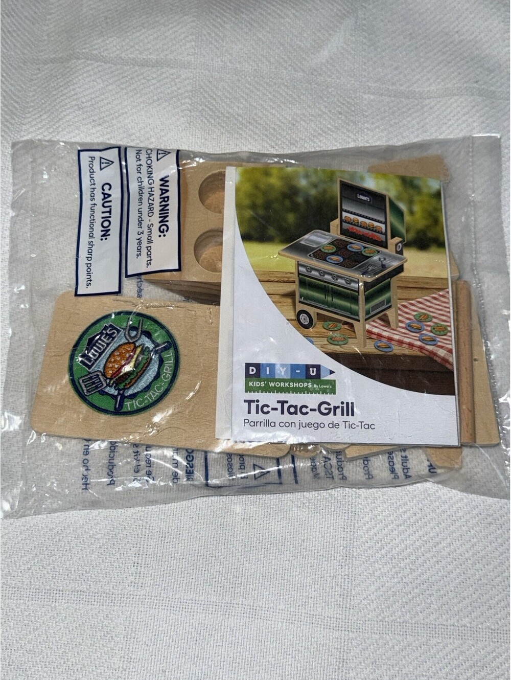 🎅🏻 Sealed Package Tic-Tac-Grill Lowes Workshop DIY-U Kids Workshop Kit & Patch
